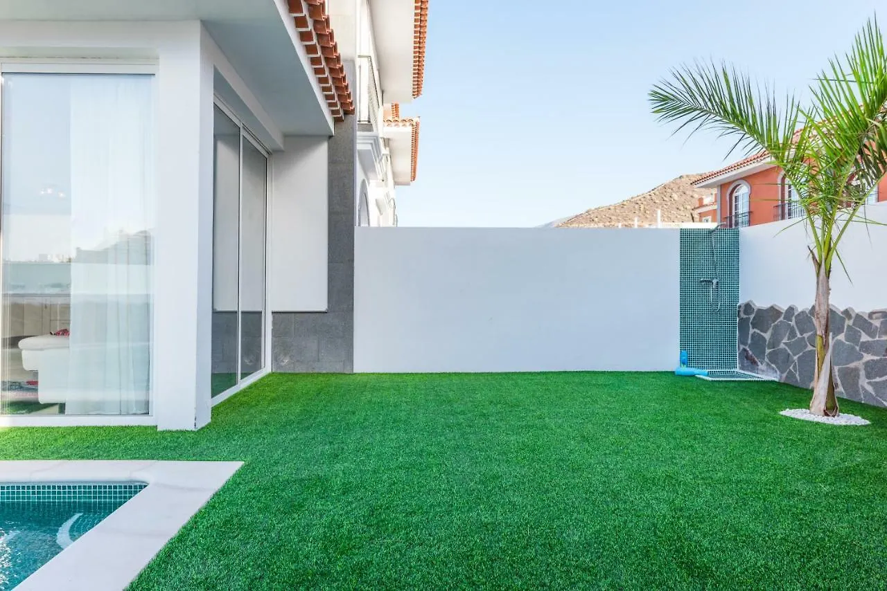 Luxury White Villa With Sea View, Heated Pool Адехе Испания