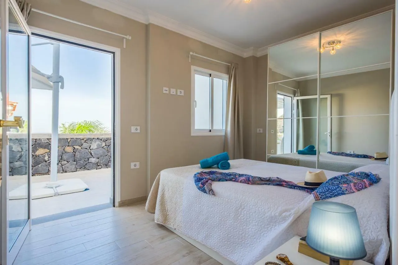 Luxury White Villa With Sea View, Heated Pool Costa Adeje